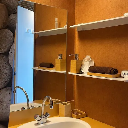 Cozy 2 Bedroom Lejlighed *